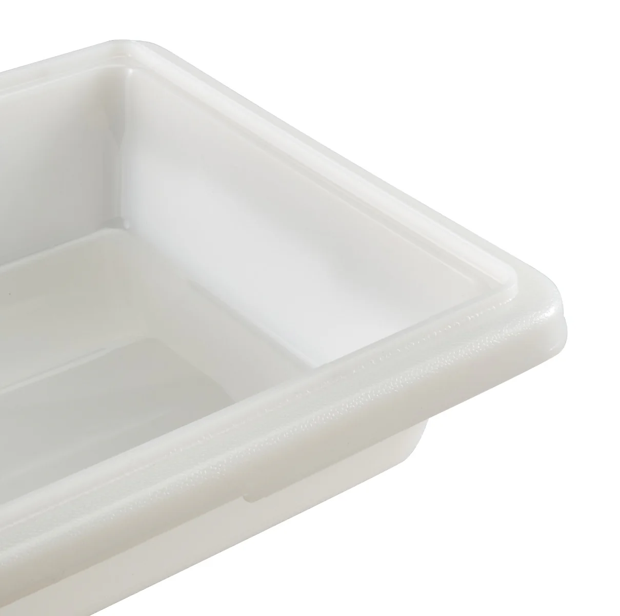 Cambro 12183P148 Polyethylene Food Storage Box 12" x 18" x 3-1/2 - 1-3/4 gal. - White - Image 6