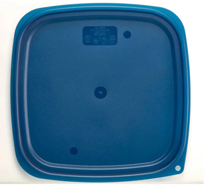 Cambro SFC12FPPP267 CamSquare® FreshPro Cover for 12, 18 & 22 qt Containers, Polyethylene, Translucent Blue - 6ea/Case