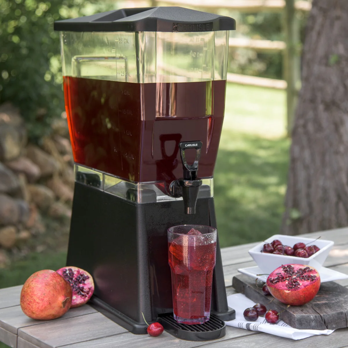 Carlisle 1085003 Trimline Premium Rectangular Non-Insulated Beverage Dispenser with Single Clear Bowl, Black Base and Deluxe No-Drip Locking Faucet 3 Gal. - Image 2