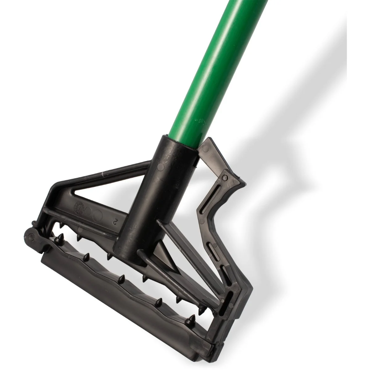 Carlisle 4166409 Sparta Spectrum Quik-Release  Fiberglass Mop Handle with Flexible Plastic Head 60"L - Green - Image 3