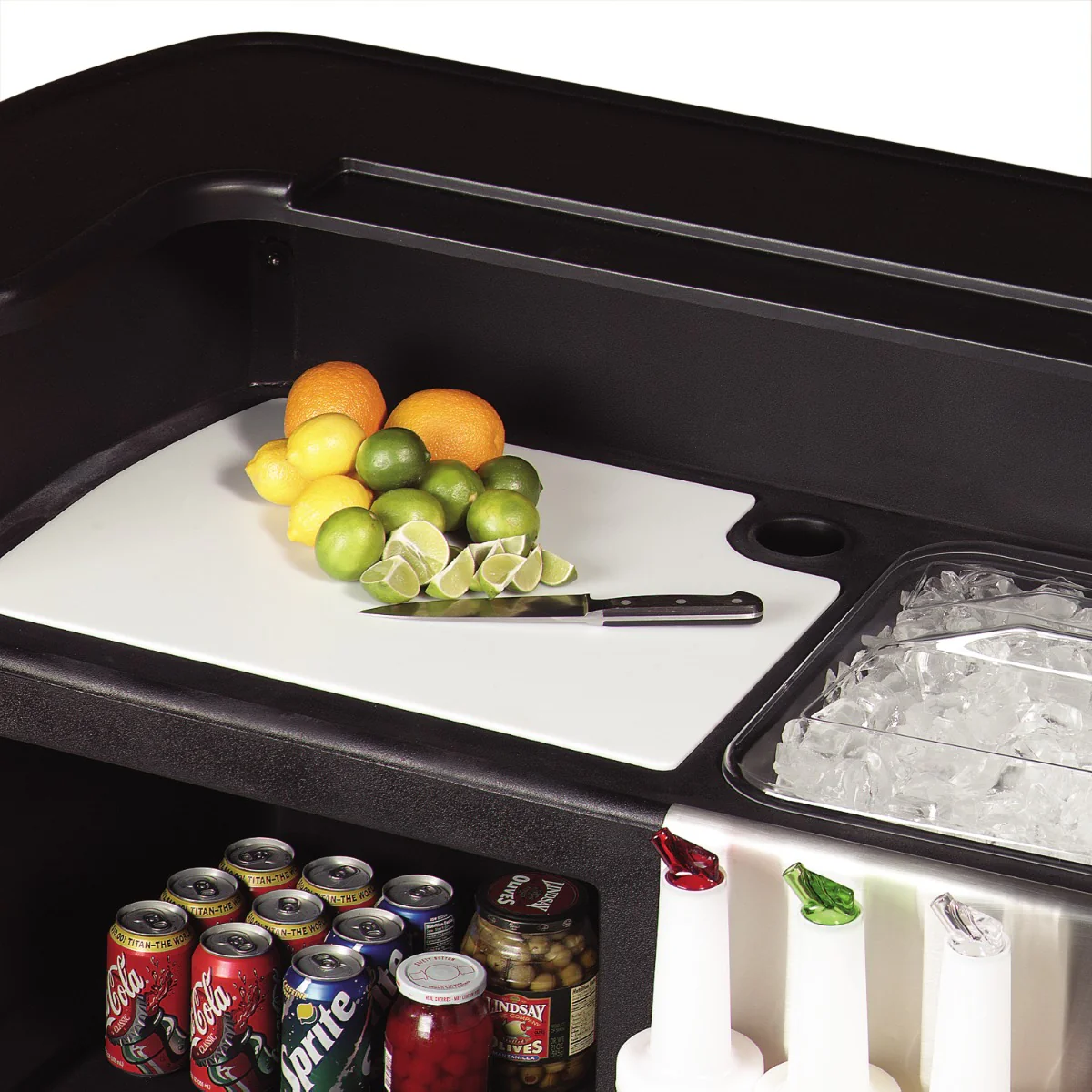 Carlisle 755003 Maximizer Portable Bar with 15 gal. Ice Bin 56" x 26-1/2" x 48" - Black - Image 6