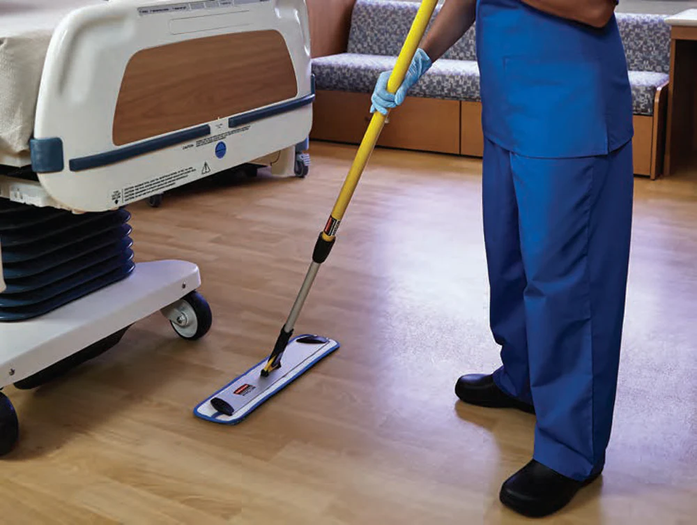 Rubbermaid FGQ41000BL00 Hygen Blue Microfiber Damp Room Mop Pad 18" - Image 6