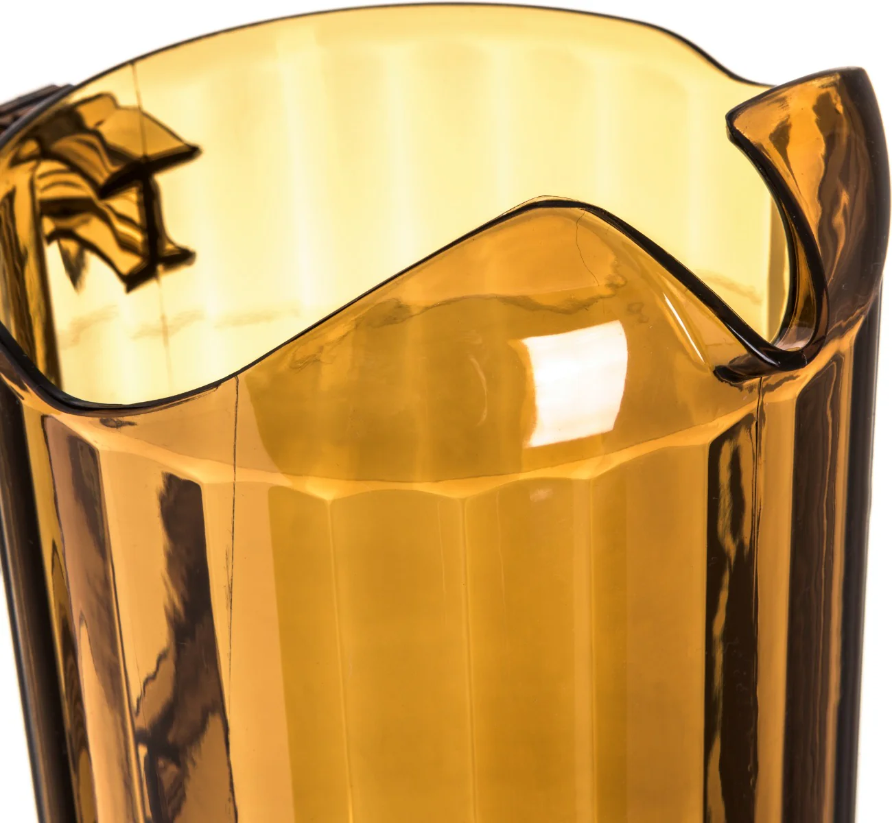 Carlisle 554013 VersaPour Pitcher 60 oz - Amber - Image 8