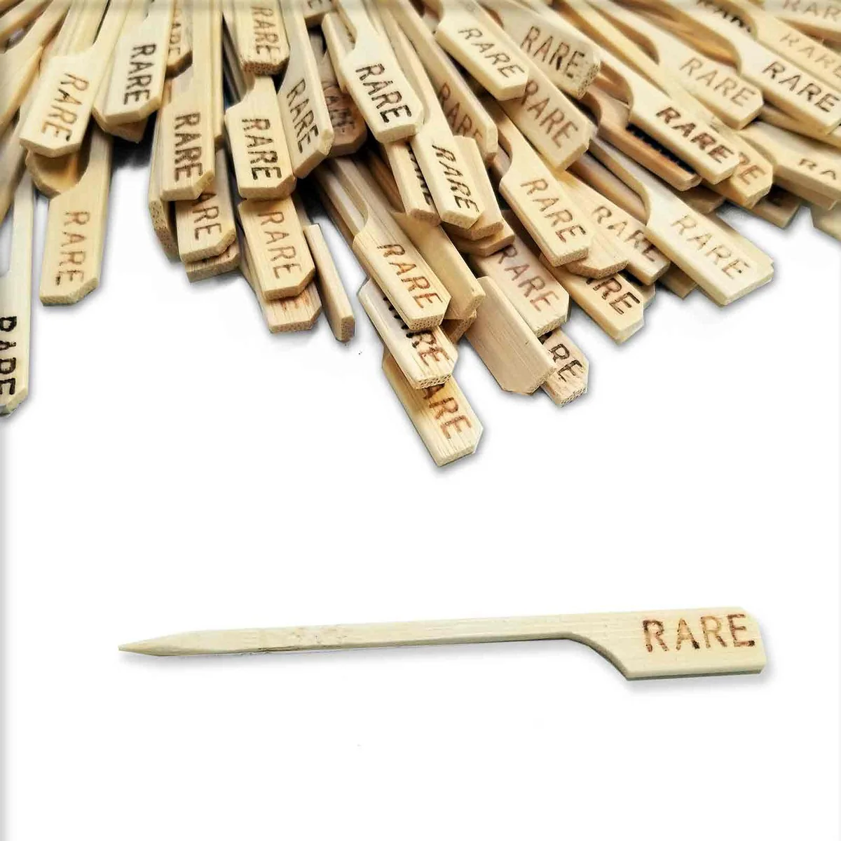 TableCraft RARE "Rare" 3-1/2" Bamboo Temperature Meat Marker Pick - 100/Pack - Image 4