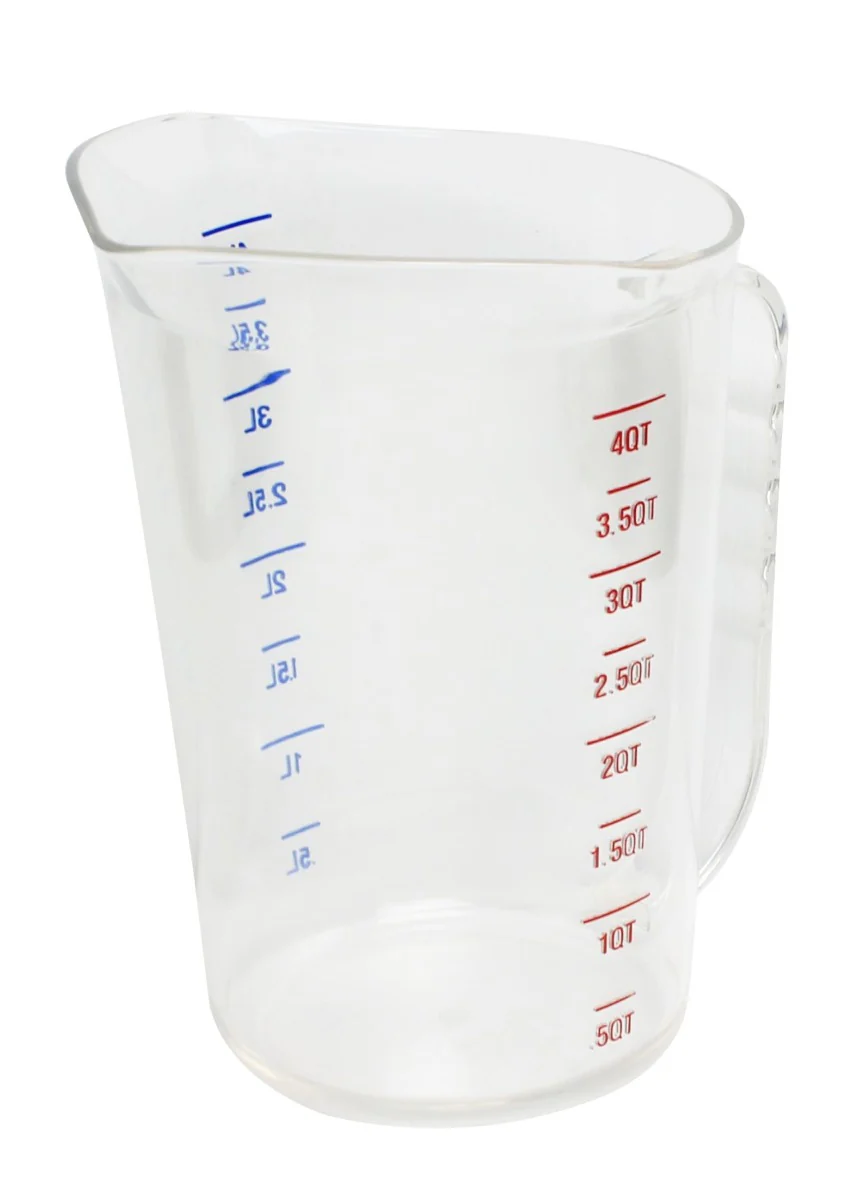 Thunder Group PLMC128CL Polycarbonate Liquid Measuring Cup with Pour Spout - 4 Qt - Clear