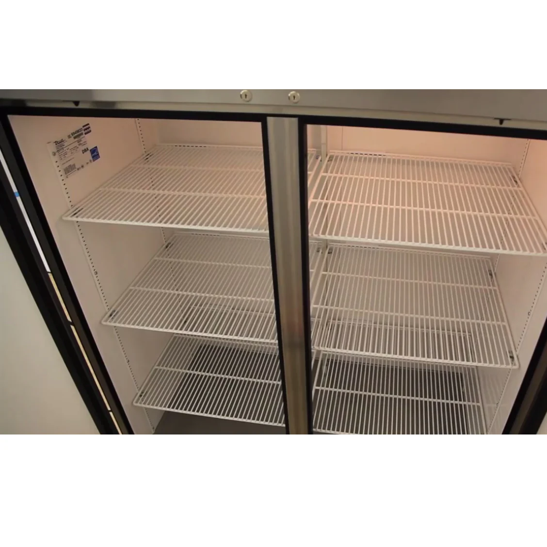 True T-43-HC 2-Section Left/Right Hinged 2 Solid Swing Door Reach-In Refrigerator 47" - 38.5 cu. ft. - 115v - Image 3