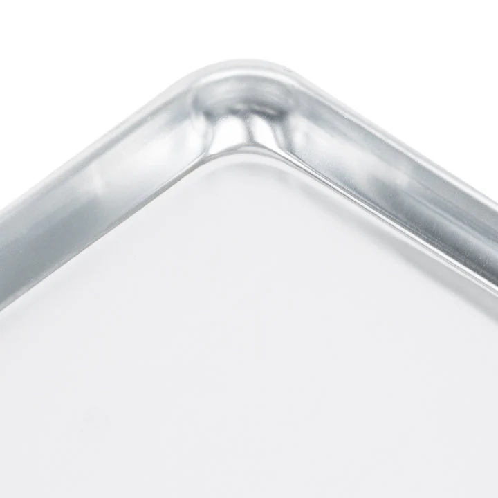 Vollrath 9003 Wear-Ever Heavy Duty Full Size 19 Gauge Wire in Rim Aluminum Bun / Sheet Pan 18" x 26" - Image 5